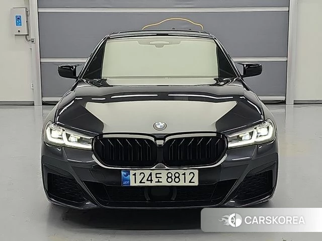 BMW 5 Series (G30) id 4745573 из Кореи 10