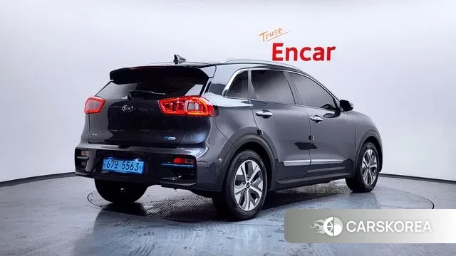 Kia Niro EV id 3754175 из Кореи 12