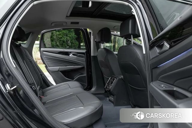 Volkswagen Passat id 4260068 из Китая 10
