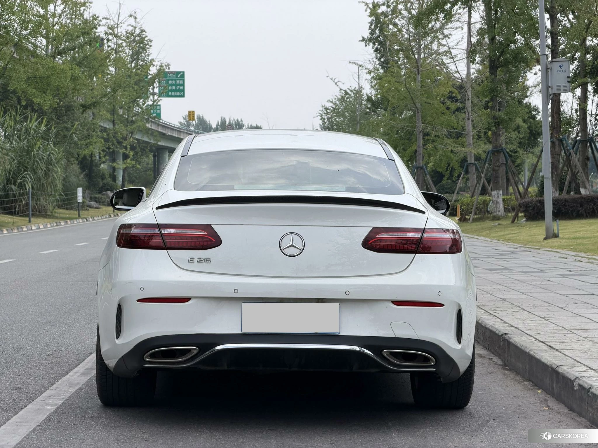 Mercedes-Benz E-class (imported) 2023 Белый из Китая, фото 2