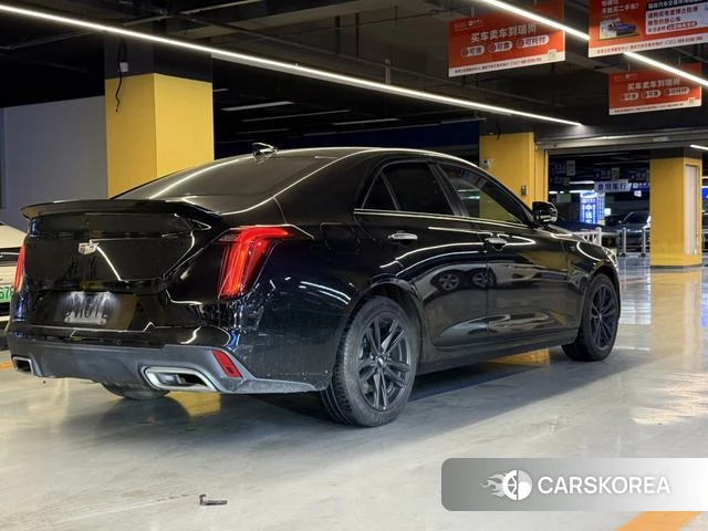 Cadillac CT4 2023 Черный из Китая, фото 2