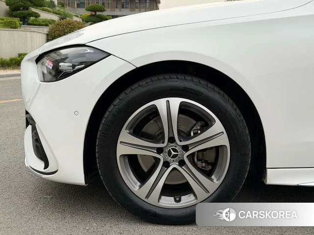 Mercedes-Benz Class C 2022 Белый из Китая, фото 4