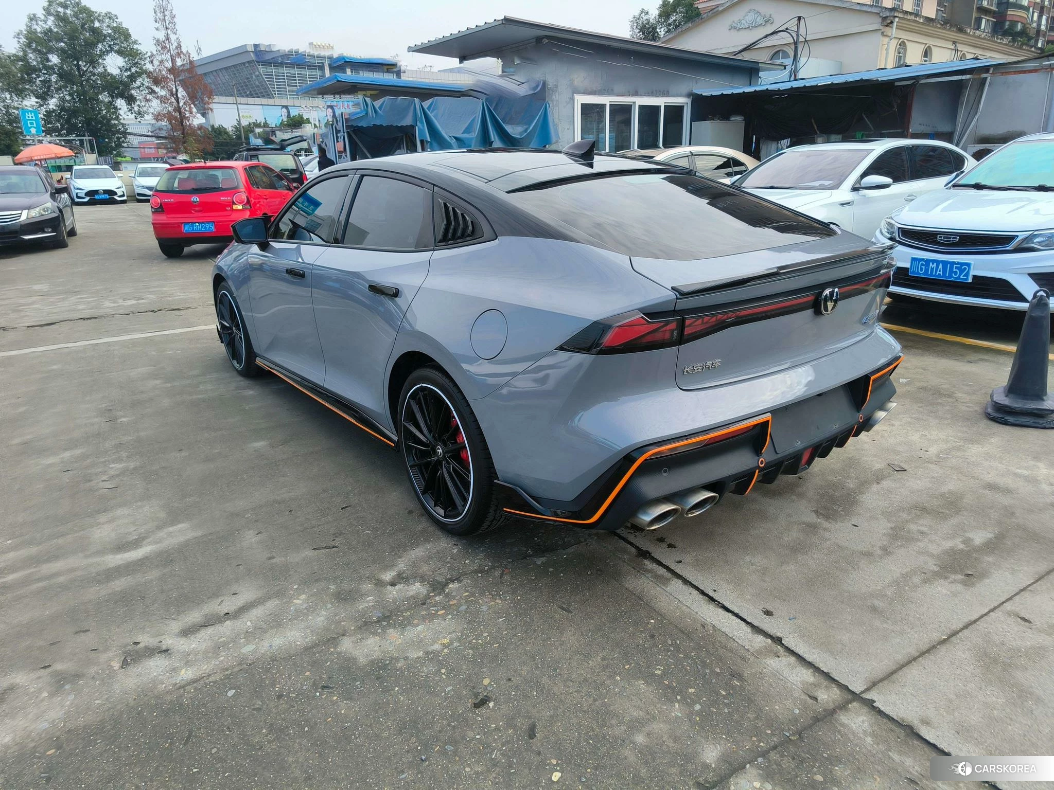Chang'an UNI-V 2022 Темно-серый из Китая, фото 3