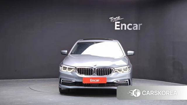 BMW 5 Series (G30) id 4530458 из Кореи 12