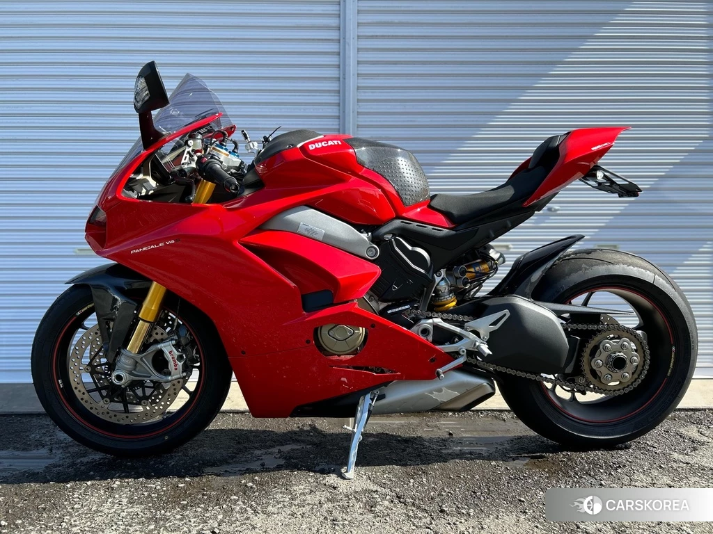 Проданный Ducati PANIGALE V4 S 2019 из Японии, фото 2