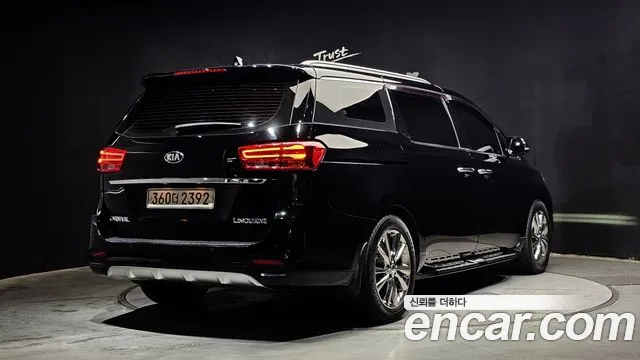 Kia The New Carnival id 2754445 из Кореи 12