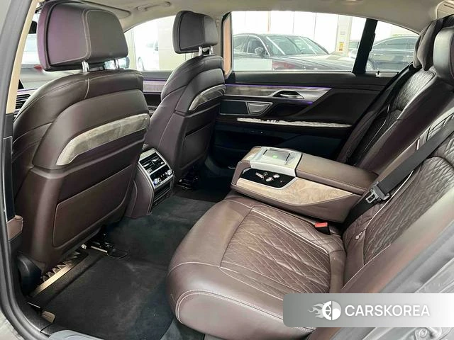 BMW 7 series 2020 Темно-серый из Китая, фото 2