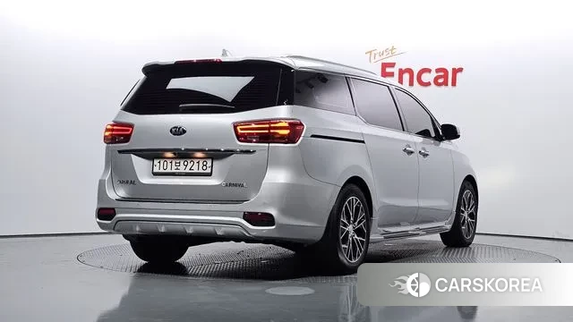 Kia The New Carnival id 3233467 из Кореи 12