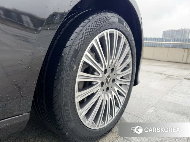 Mercedes-Benz E-class id 4271847 из Китая 7