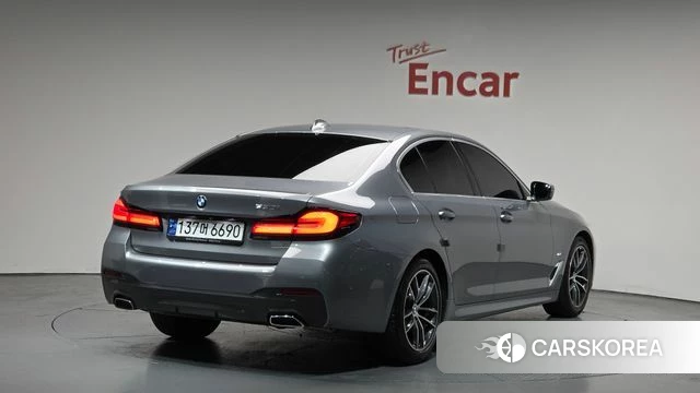BMW 5 Series (G30) id 4267171 из Кореи 12