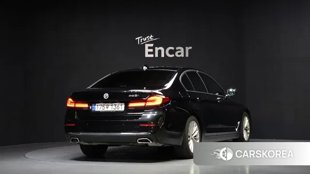 BMW 5 Series (G30) id 3031932 из Кореи 12