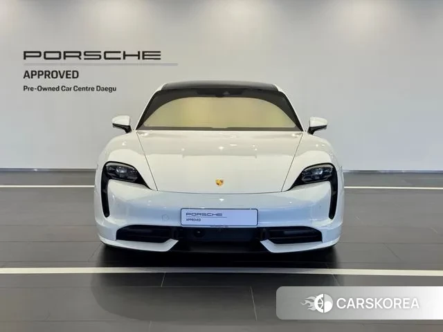 Porsche Taycan id 3689602 из Кореи 12