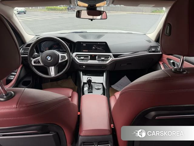 BMW 3 series 2022 Белый из Китая, фото 2