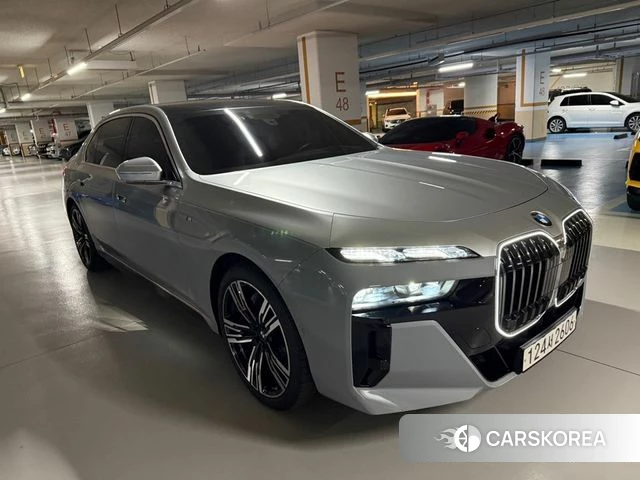 BMW 7 Series (G70) id 3903254 из Кореи 9