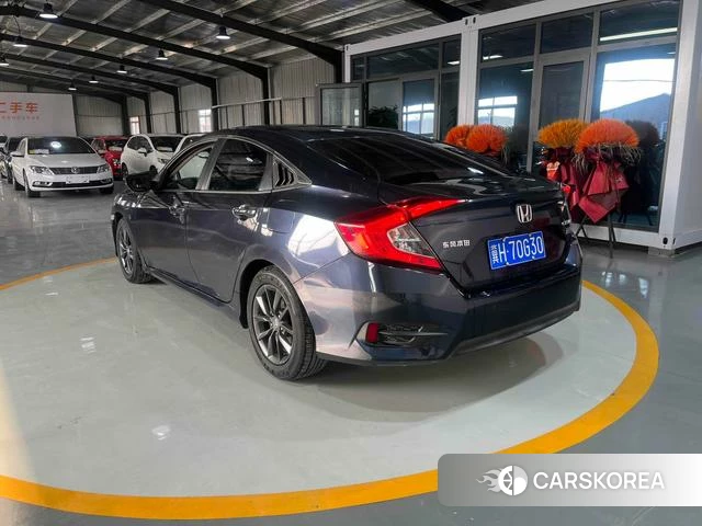 Honda Civic 2022 Темно-серый из Китая, фото 2