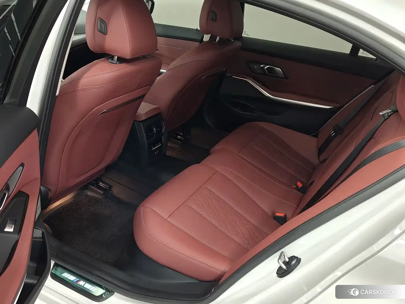 BMW 3 series id 4679747 из Китая 10