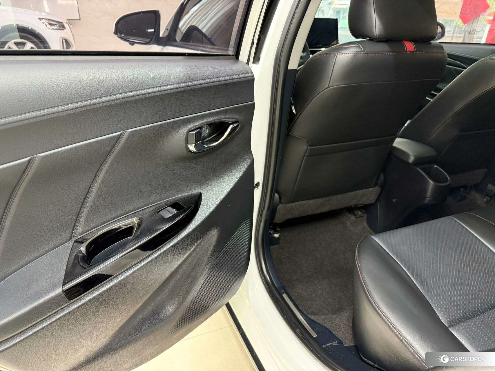 Toyota Yaris L id 4514894 из Китая 12