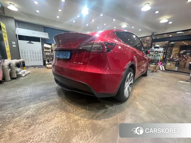 Tesla Model Y 2021 Красный из Кореи, фото 2