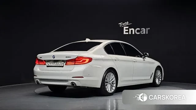 BMW 5 Series (G30) id 3778756 из Кореи 12