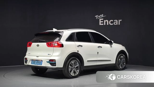 Kia Niro EV id 4882336 из Кореи 12