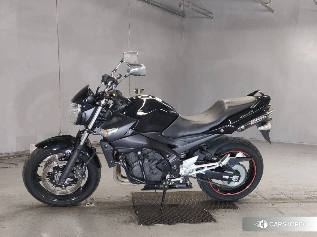Проданный Suzuki GSR400 2015 из Японии, фото 2