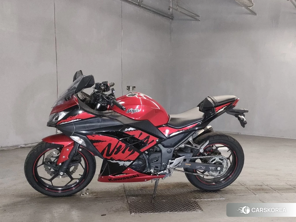 Проданный Kawasaki NINJA 250 2017 из Японии, фото 2