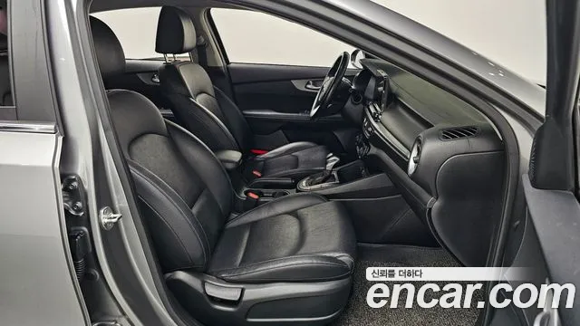 Kia Come New K3 id 2764857 из Кореи 12