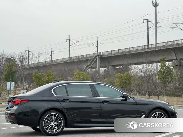 BMW 5 series id 4265209 из Китая 10