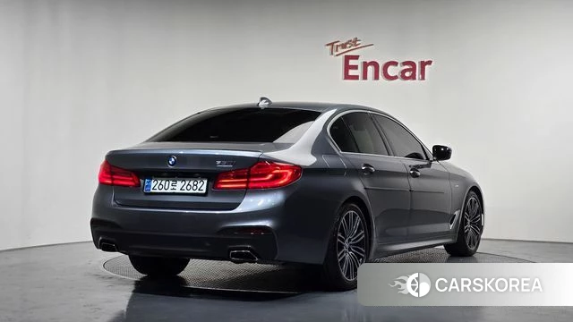 BMW 5 Series (G30) id 4447179 из Кореи 12