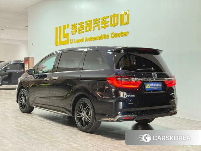 Honda Odyssey id 4307784 из Китая 12