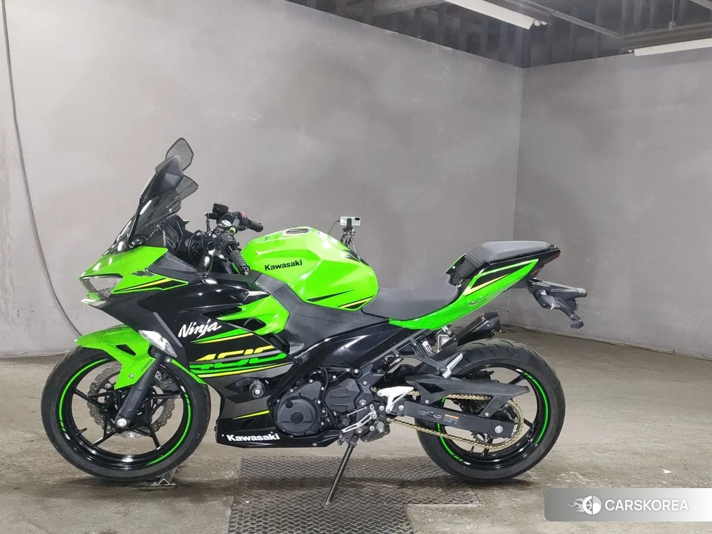 Проданный Kawasaki NINJA 400 2019 из Японии, фото 2