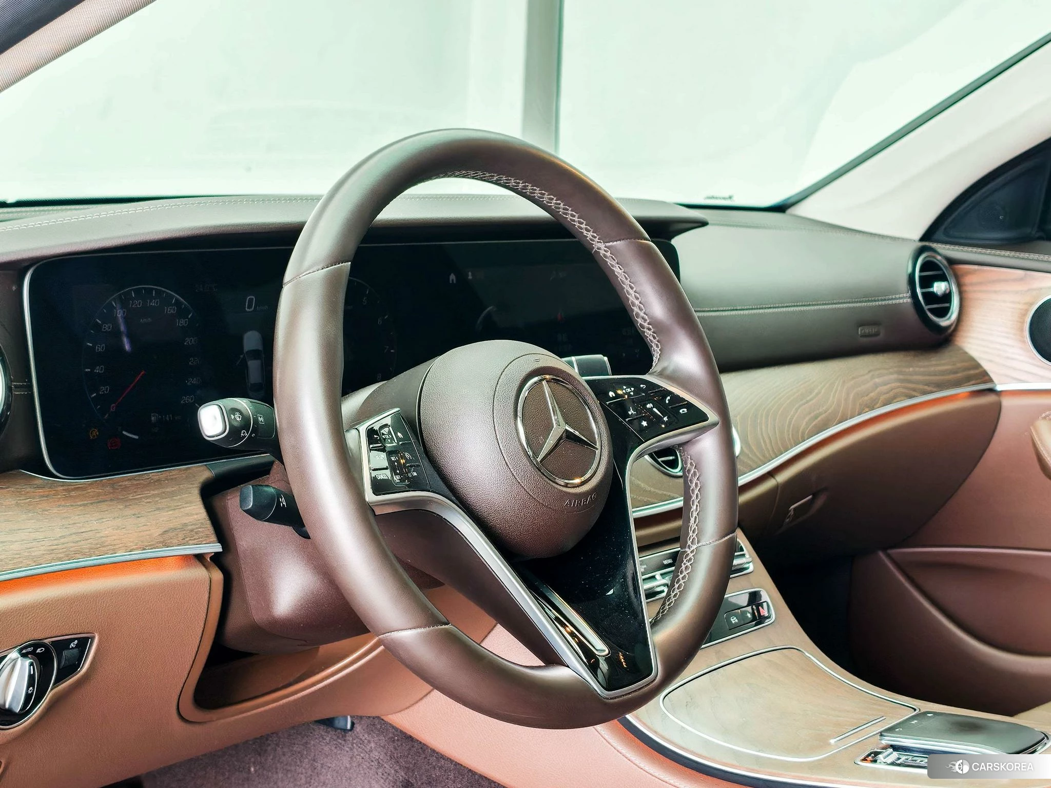 Mercedes-Benz E-class id 4452419 из Китая 12