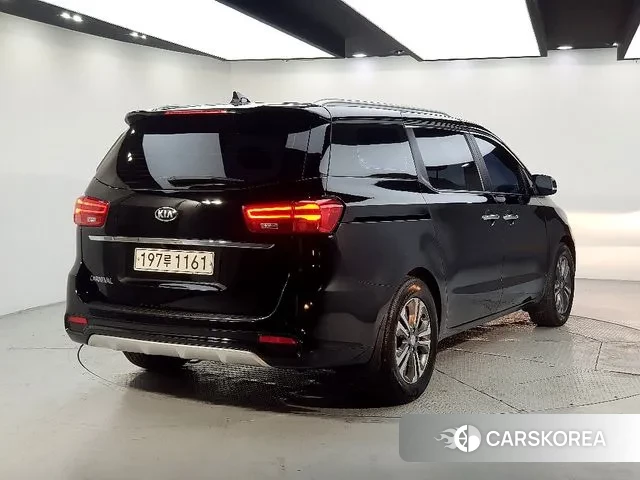 Kia The New Carnival id 3476753 из Кореи 12