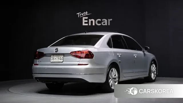 Volkswagen The New Passat id 3723635 из Кореи 12