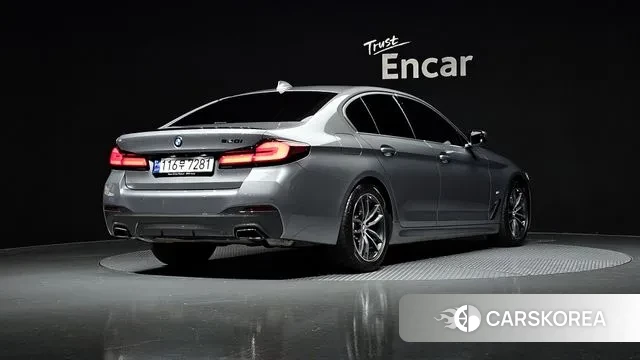 BMW 5 Series (G30) id 3410854 из Кореи 12