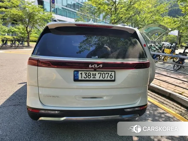 Kia Carnival 4th generation 2023 Белый из Кореи, фото 2
