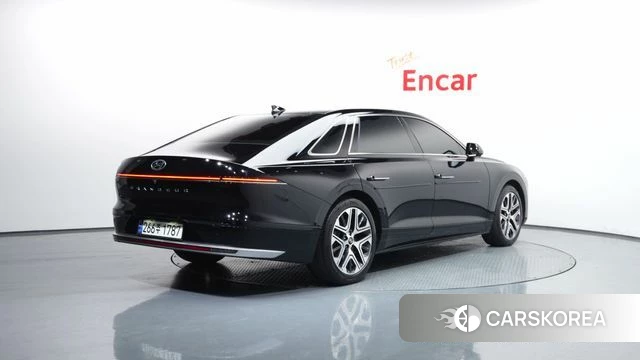 Hyundai Grandeur (GN7) id 4342642 из Кореи 12
