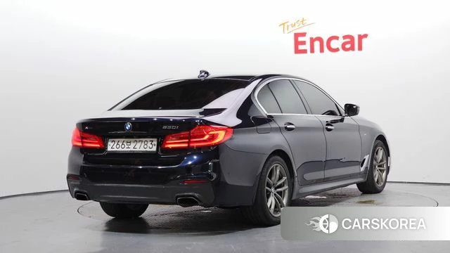 BMW 5 Series (G30) id 4557916 из Кореи 12