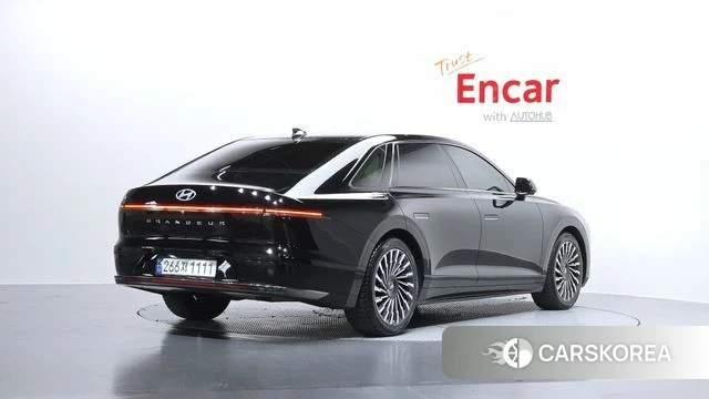 Hyundai Grandeur (GN7) id 3934588 из Кореи 12