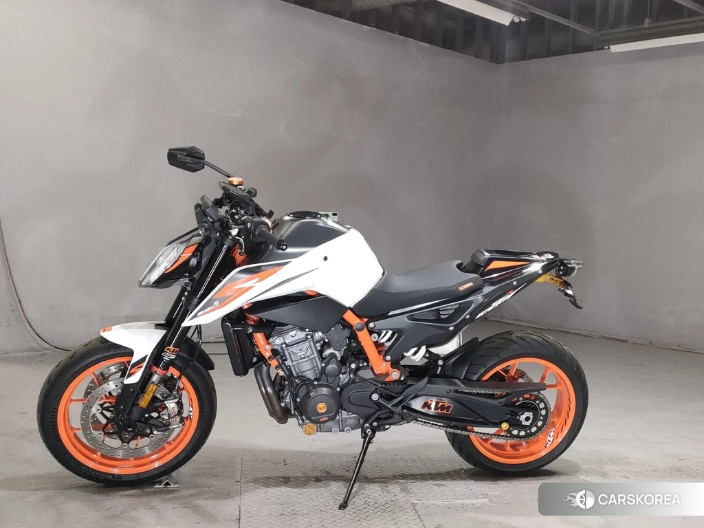 Проданный KTM 890 DUKE R 2021 из Японии, фото 2