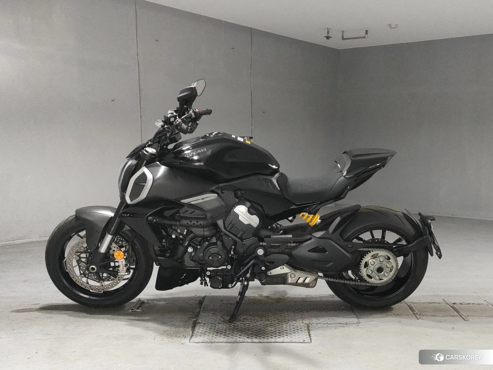 Ducati DIAVEL V4 2024 из Японии, фото 3