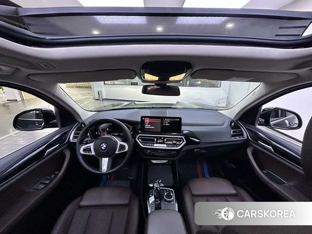 BMW X3 2022 Черный из Китая, фото 4