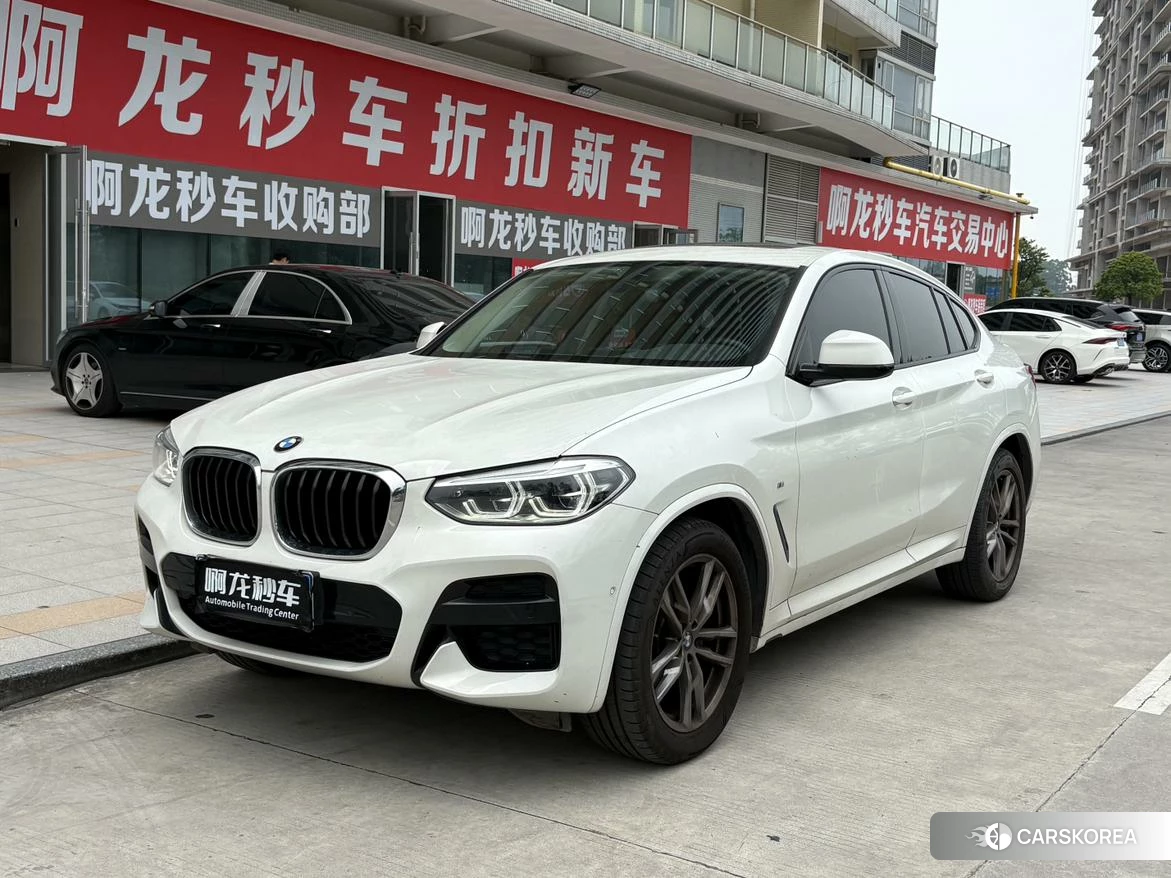 BMW X4 2021 Белый из Китая, фото 2