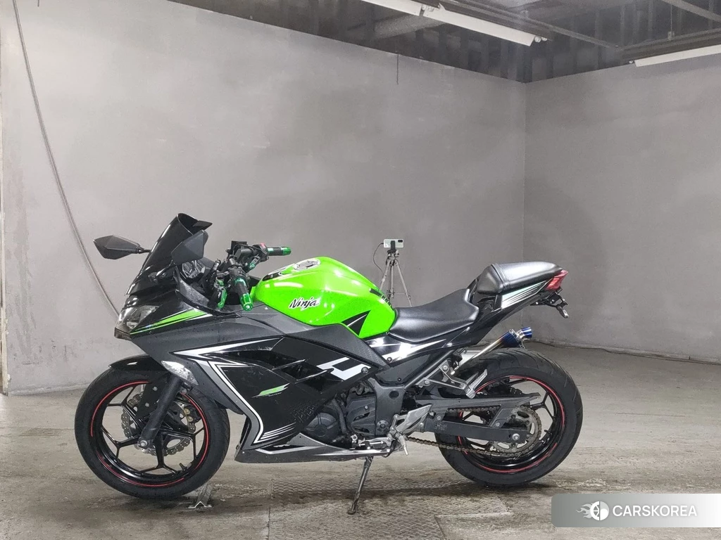 Проданный Kawasaki NINJA 250 2014 из Японии, фото 2