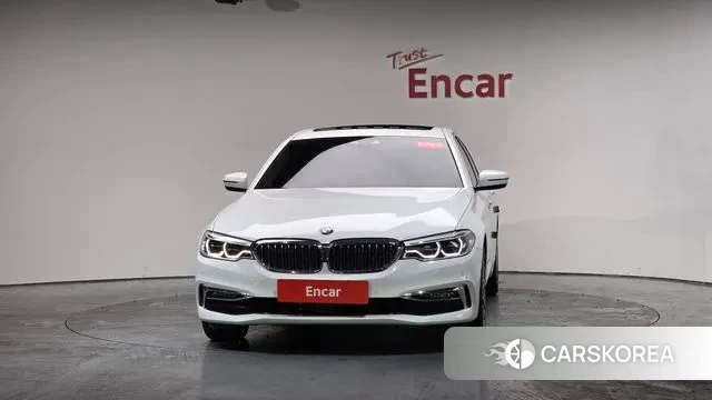 BMW 5 Series (G30) id 3499619 из Кореи 12