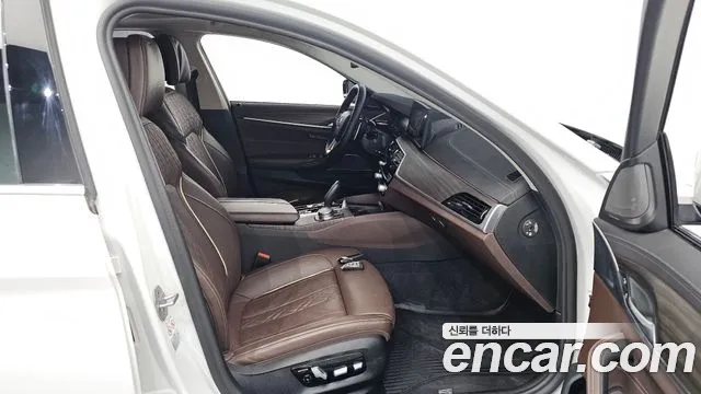 BMW 5 Series (G30) id 2783978 из Кореи 12