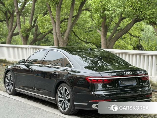 Audi A8 2024 Черный из Китая, фото 5