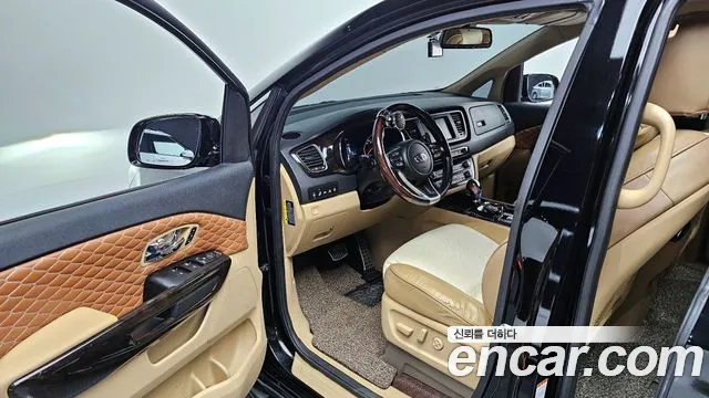 Kia The New Carnival id 2562044 из Кореи 12