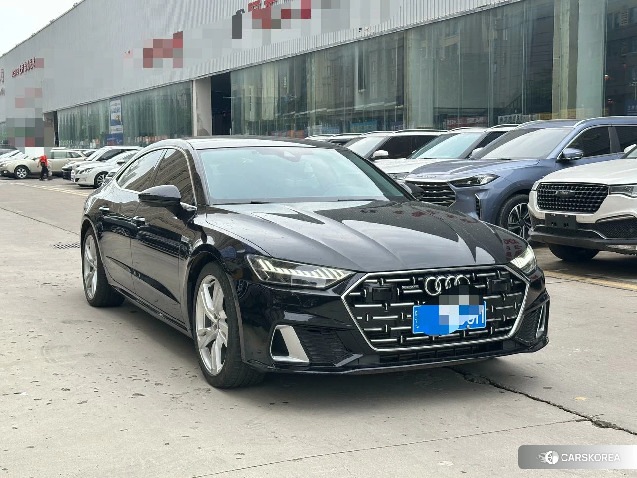 Audi A7L 2022 Черный из Китая, фото 2
