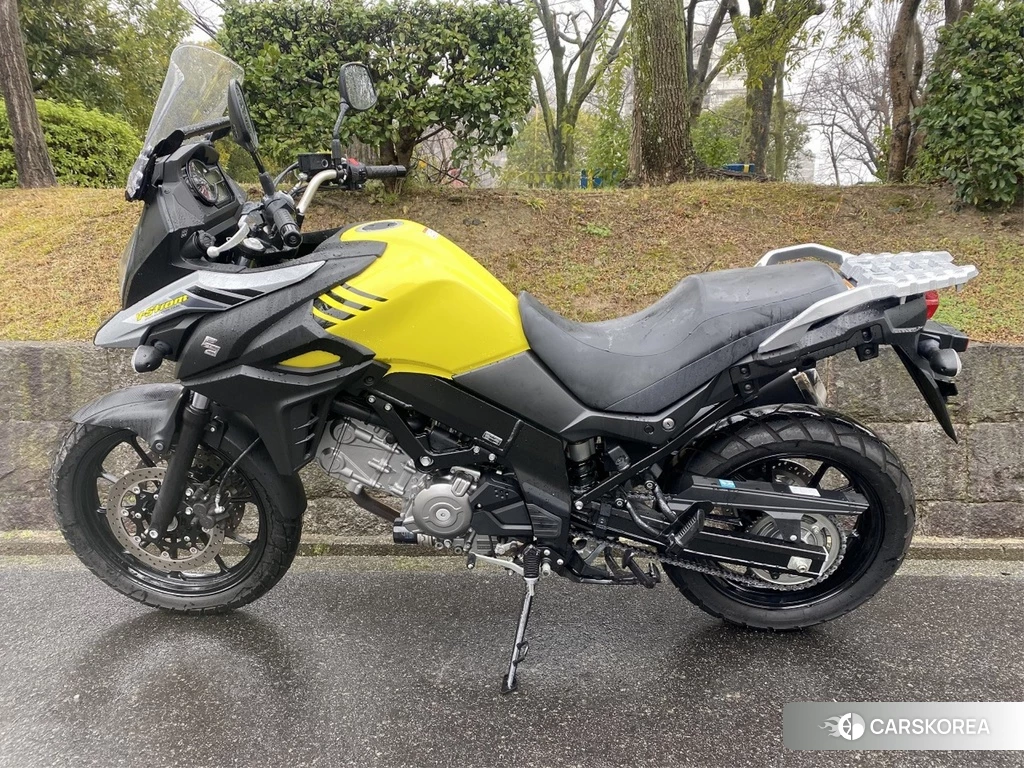 Проданный Suzuki V-STROM 650 DL650 ABS 2017 из Японии, фото 2